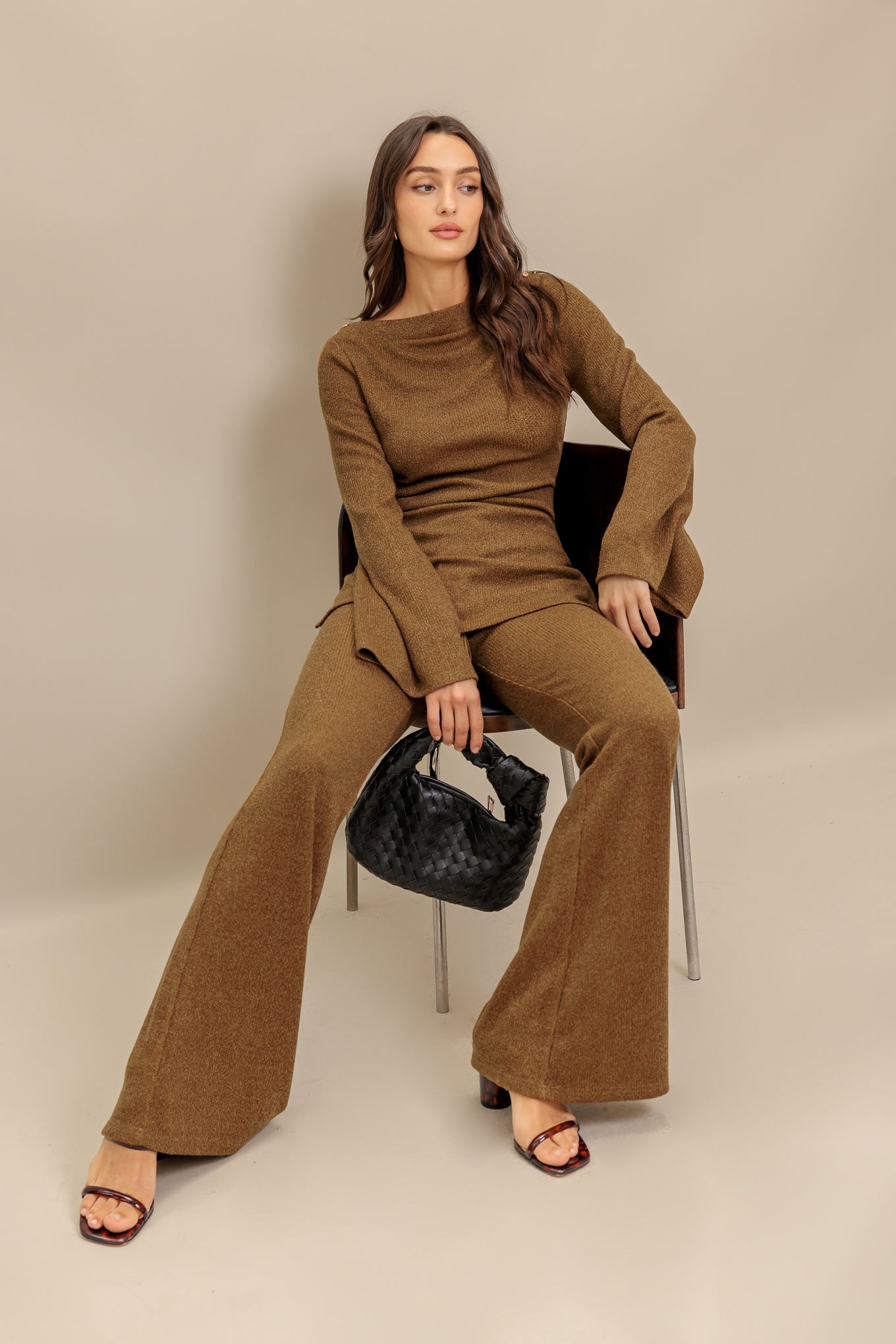 FLARE TOUCH SOLID KNIT PANTS Flying Tomato